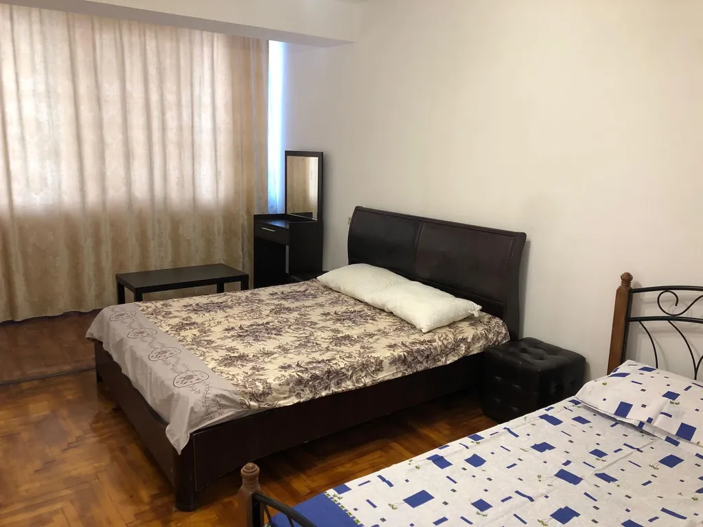 Уютная большая квартира в центре около моря