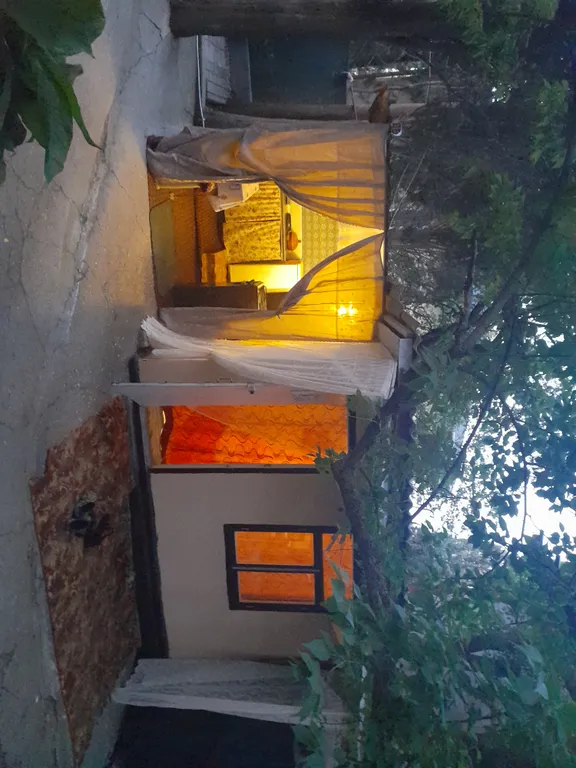 Коттедж Коттедж Уютная дача до 3х гостей с большим двором, 5мин. Ходьбы к морю — Кацивели