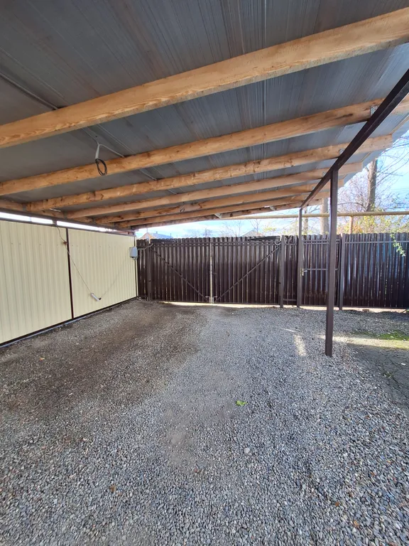 Дом у термальных источников