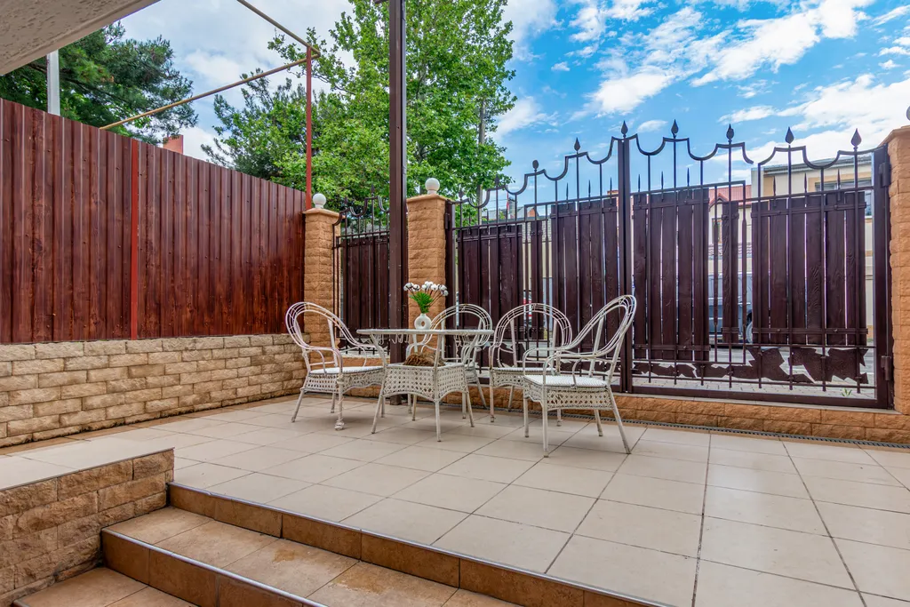 Коттедж Современный коттедж в самом центре у моря — Геленджик