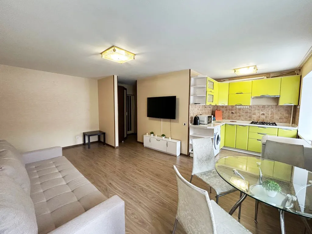 Северные апартаменты в самом центре города на площади Пять углов