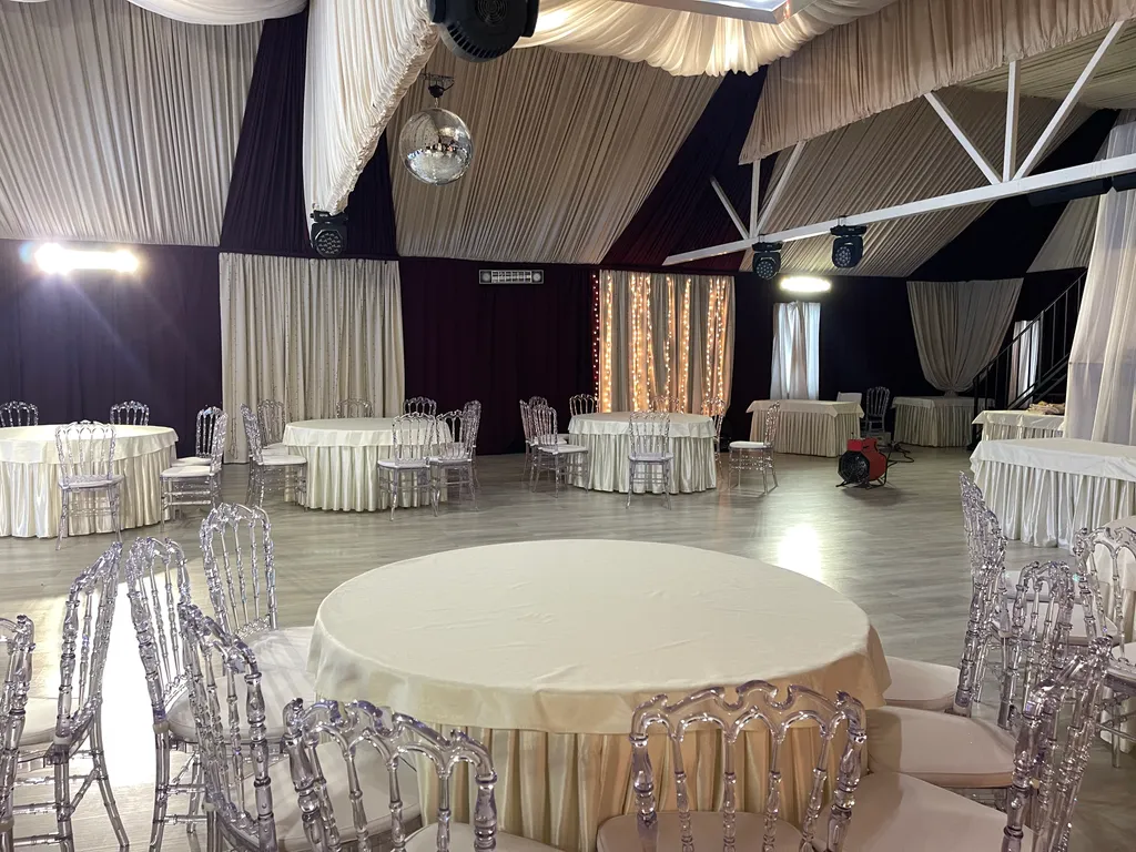 Коттедж 4-комнатный Дом — Санкт-Петербург