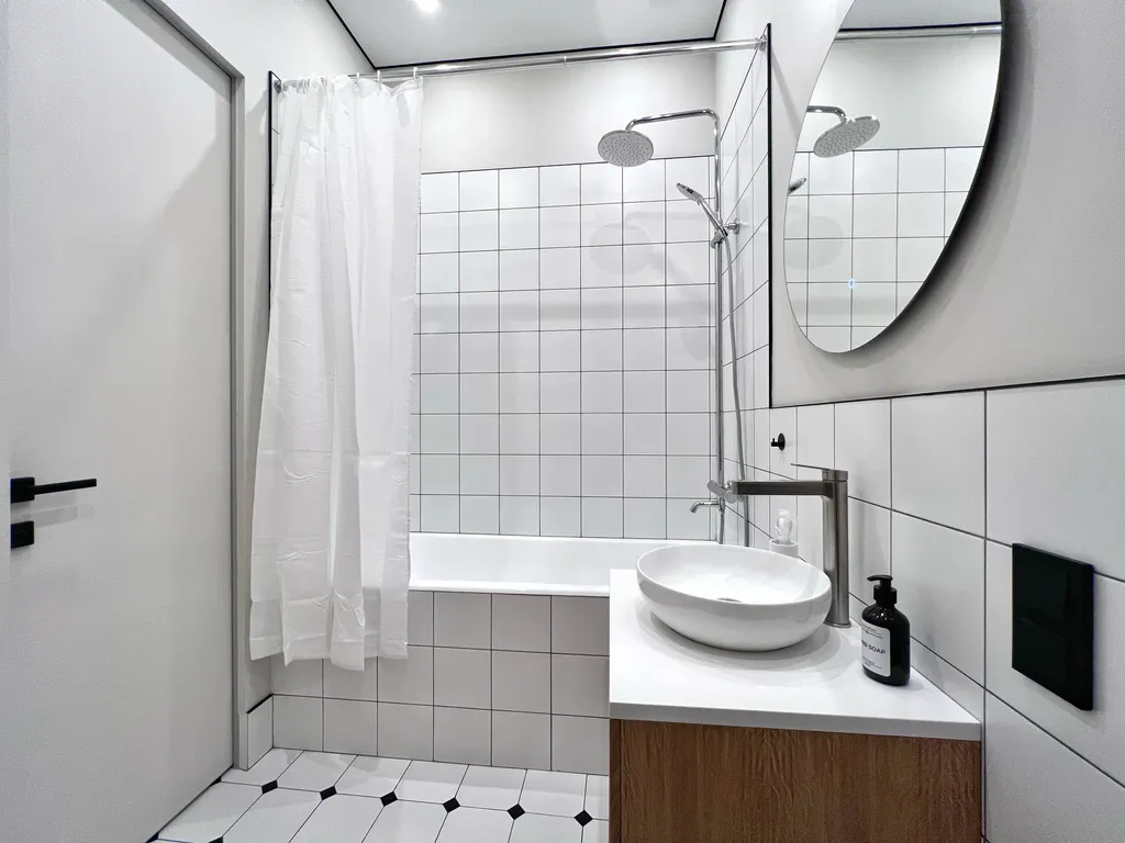 Квартира Квартира 2-комнатная с дизайнерским ремонтом в центре Москвы 5 минут до Кремля! — Москва