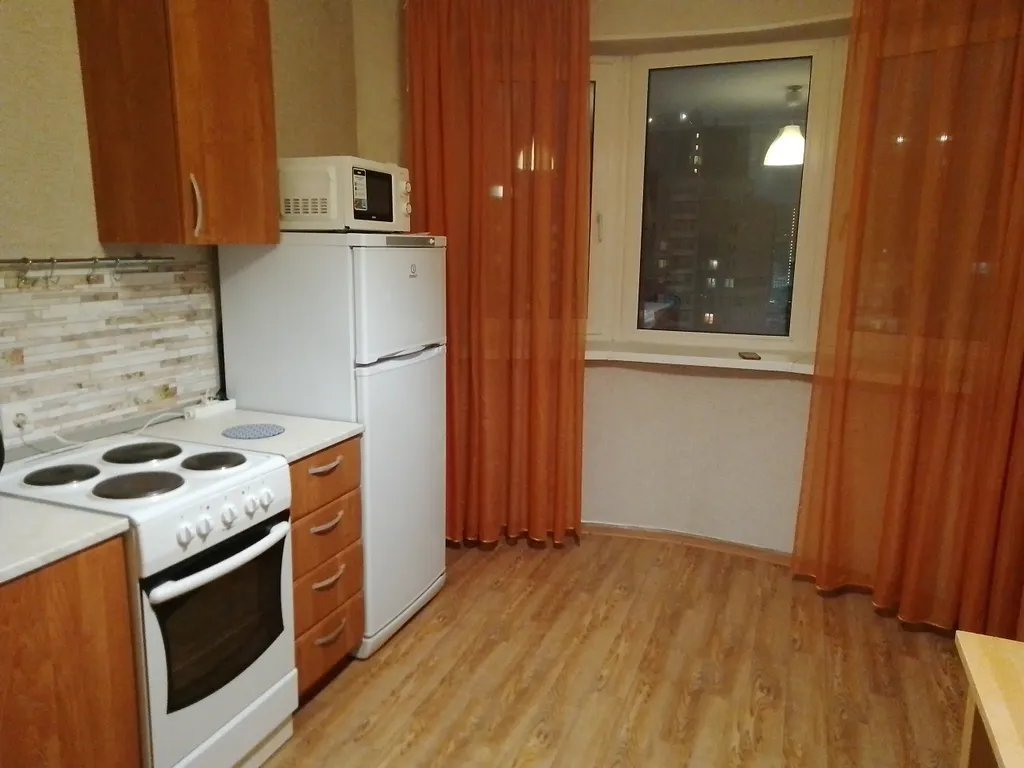 Уютная квартира рядом с метро Парнас — аренда посуточно в Парголово