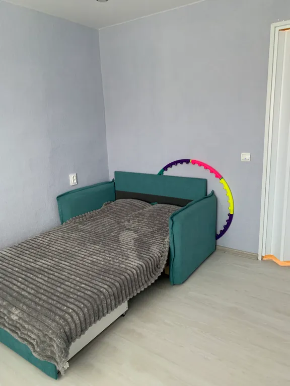 Просторная трехкомнатная квартира недалеко от центра