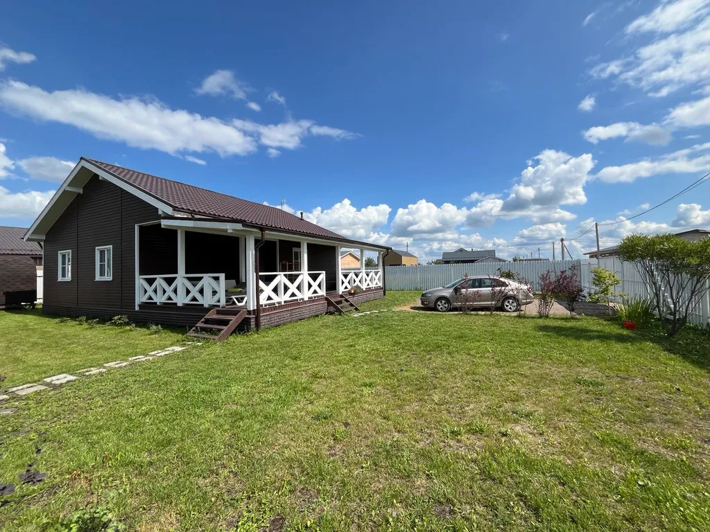 Коттедж Уютный домик для отдыха на свежем воздухе — Коммунар