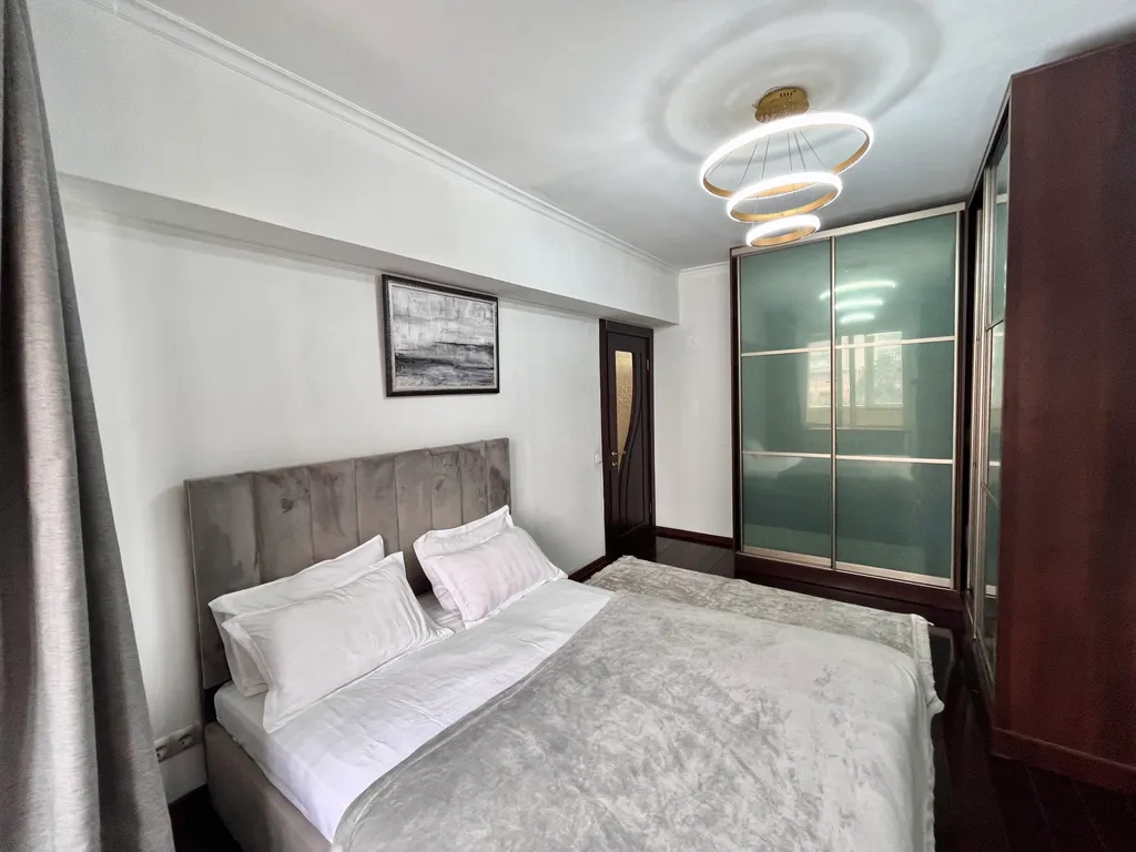 Квартира Удобная квартира Арбат & питьевая вода подарок — Алматы