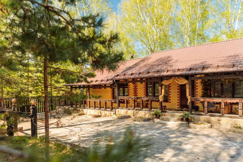 Дом и баня в 30 минутах от города Тюмени