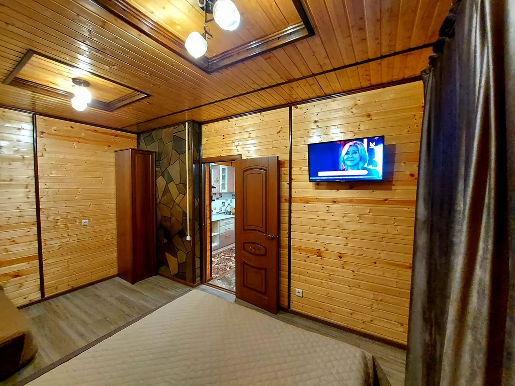 Домик на берегу реки Белая