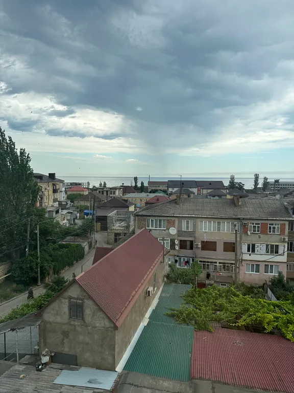 Уютная квартира в центре города с видом на море