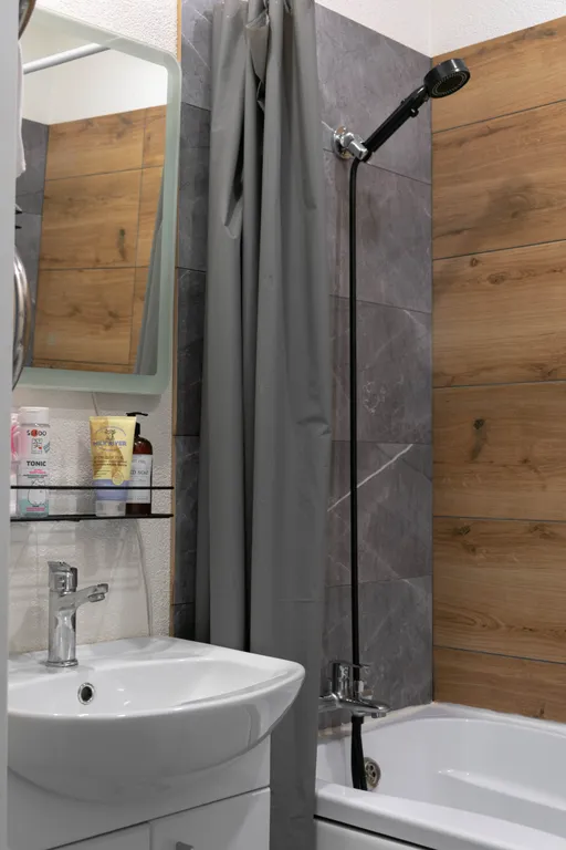 Уютная, новая квартира рядом с озером Разлив