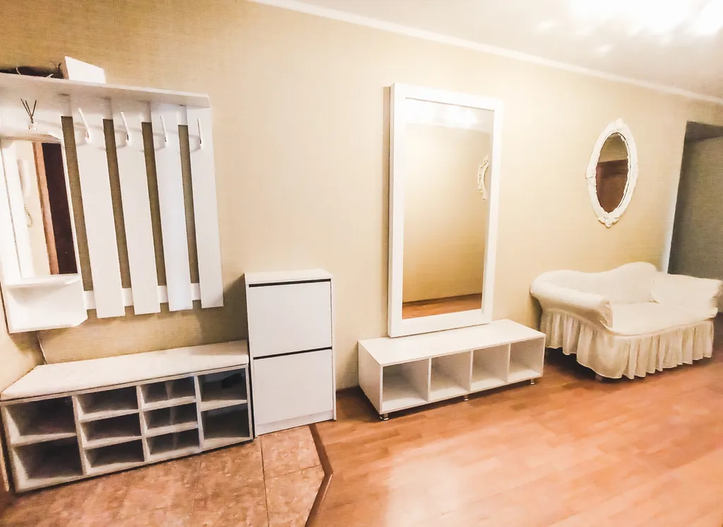 Двухкомнатная квартира центр площадь Ленина