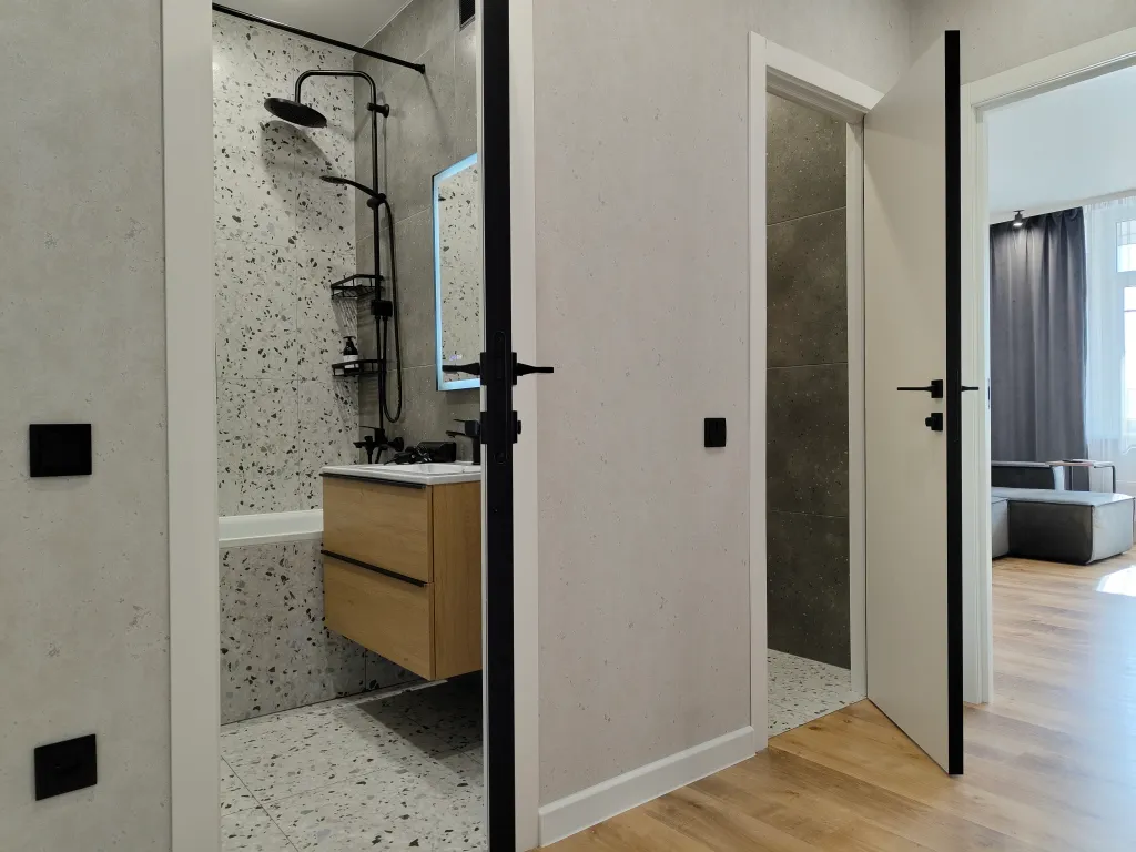 Стильная двухкомнатная квартира рядом с Экспоград-Юг