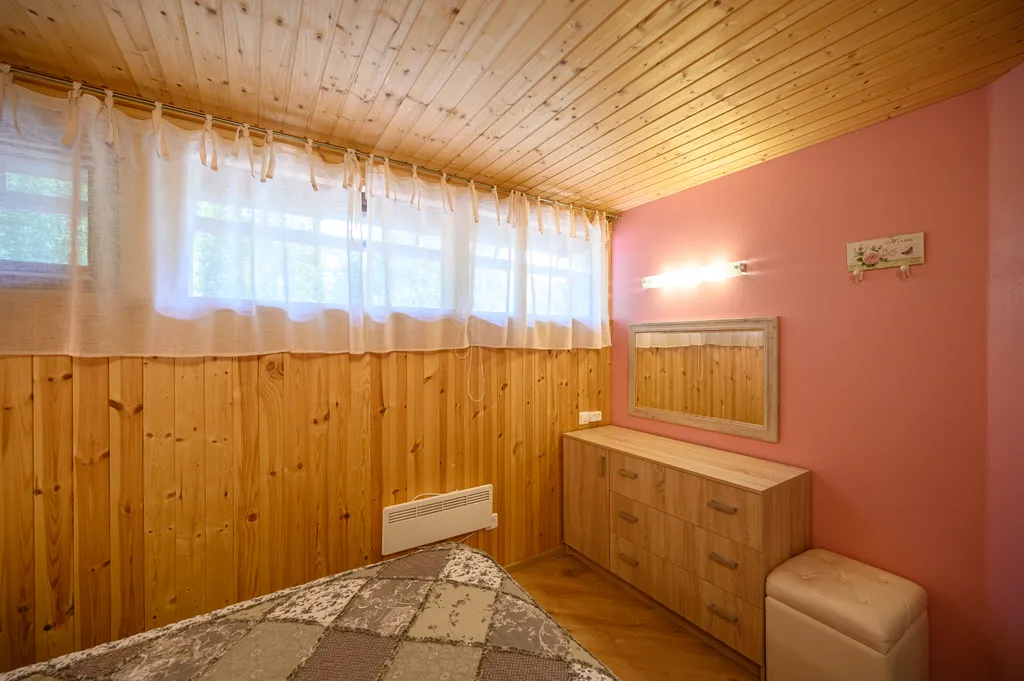 Коттедж № 1