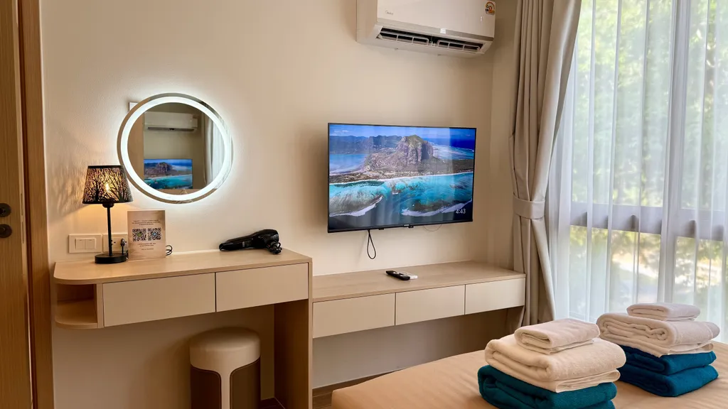 Чудесная квартира около пляжа Камала с бассейном, спортзалом и шатлом