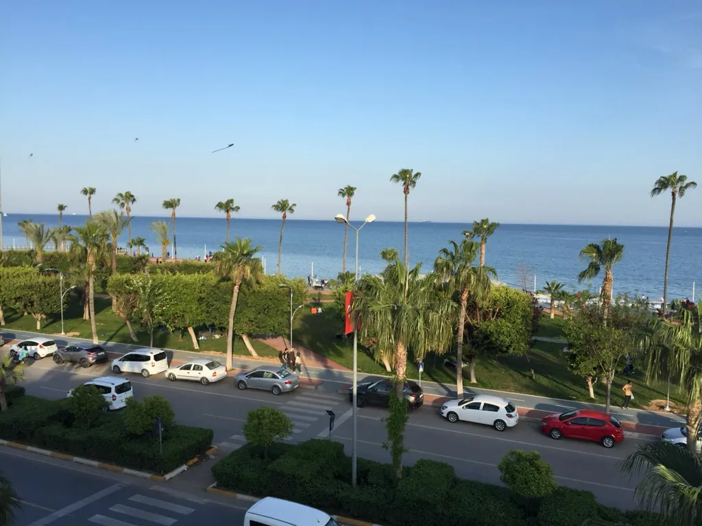 Мерсин Мезитли 3+1 дуплекс дом на берегу моря