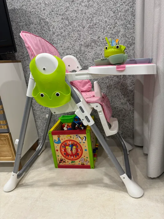 Трёхкомнатная квартира для семей с детьми и малышами