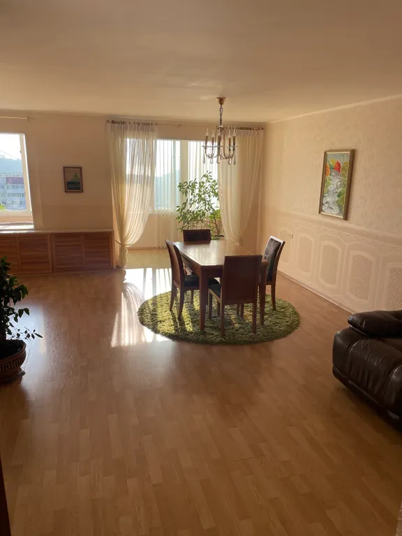 Очень хорошая квартира в районе бухты Шамара