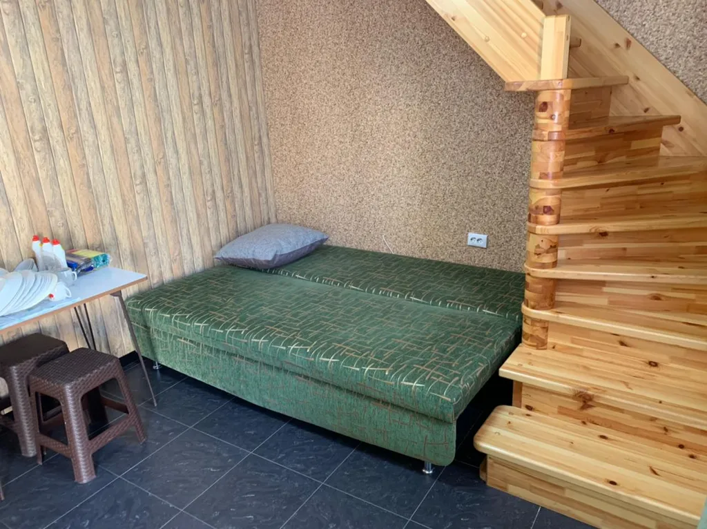 Уютный двухэтажный домик