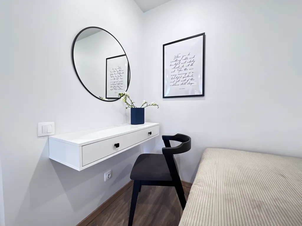 Квартира Квартира Исторический центр и атмосфера парижского стиля — Новосибирск