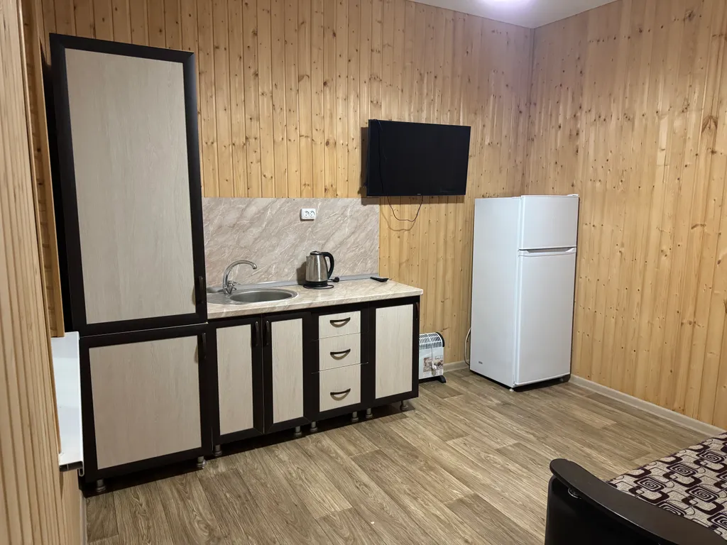 Дом с банный чаном и бассейном на берегу