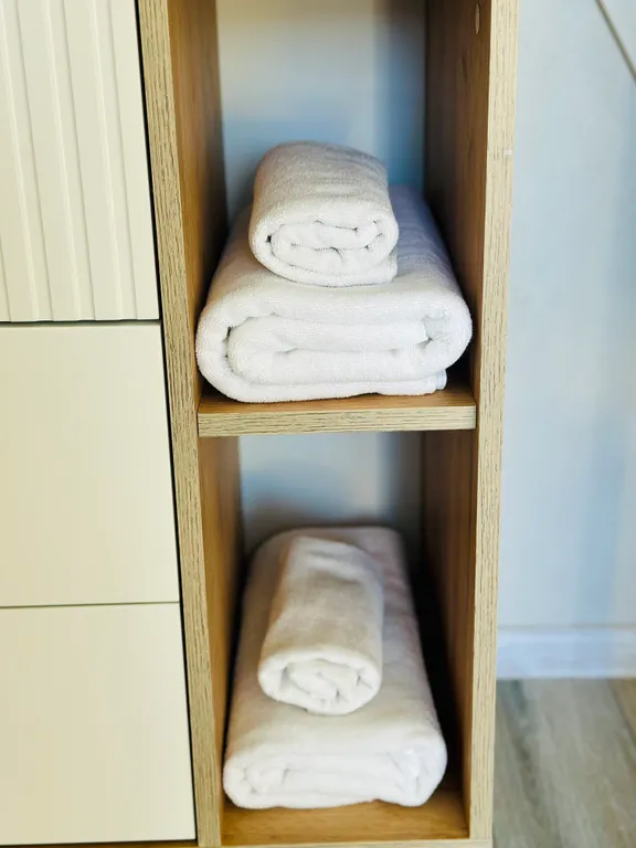 Домик по дороге в горы