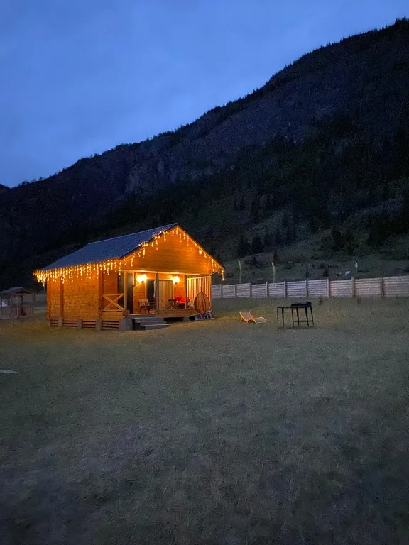 Комфортный домик с видом на горы