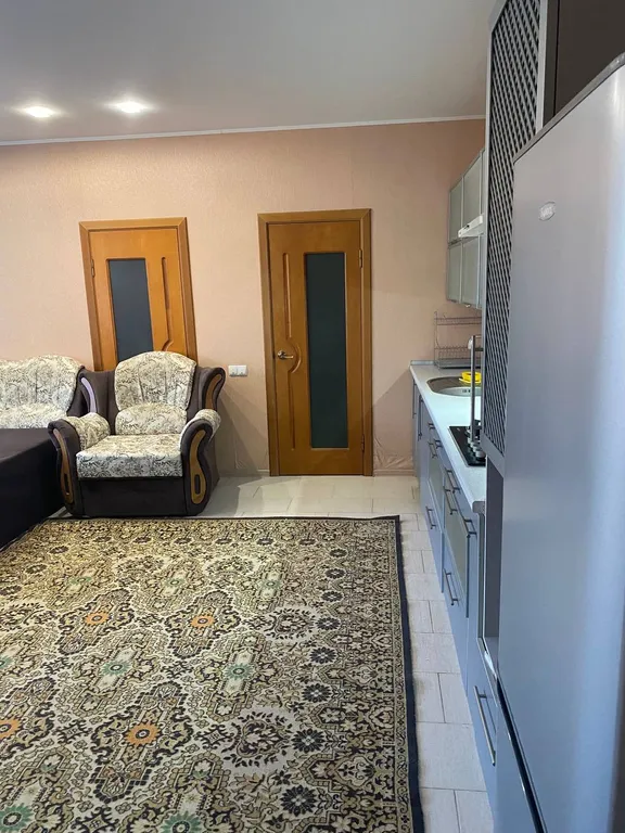 Комната-студия с кухней в частном доме