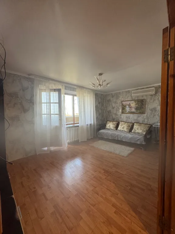 Уютная двухкомнатная на Садовой