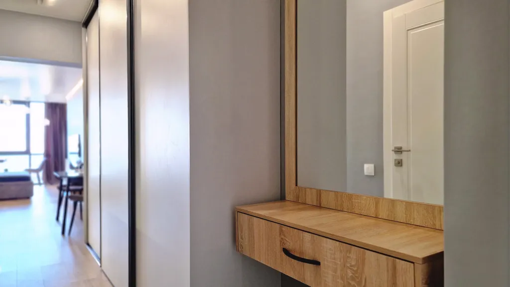 Новая квартира с видом на море и бассейном