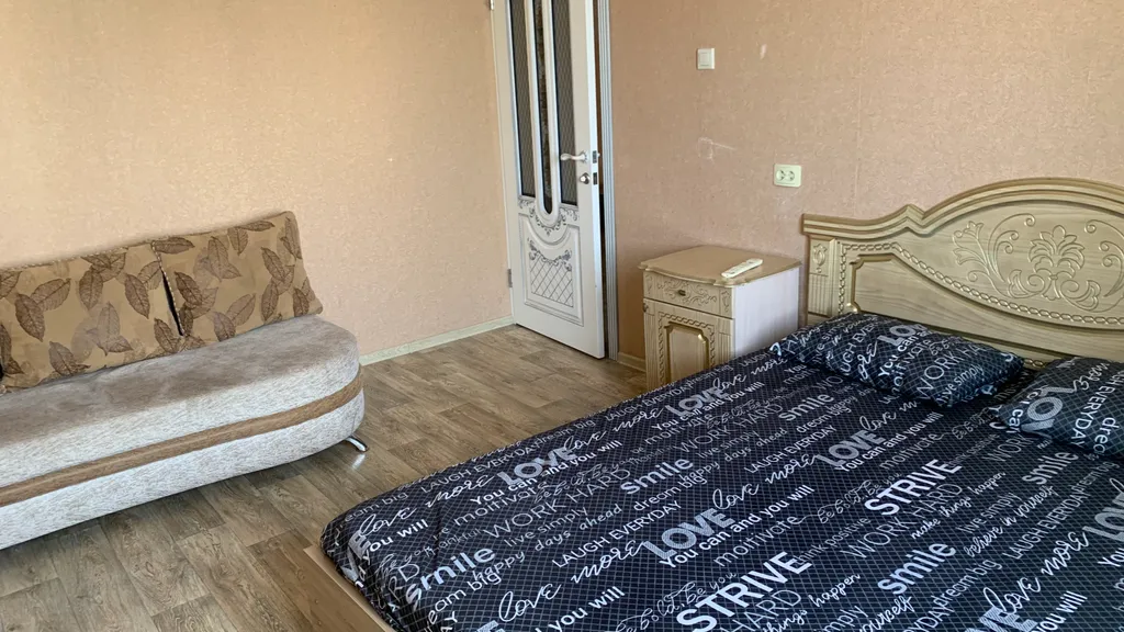 Квартира с отличной транспортной развязкой у дома