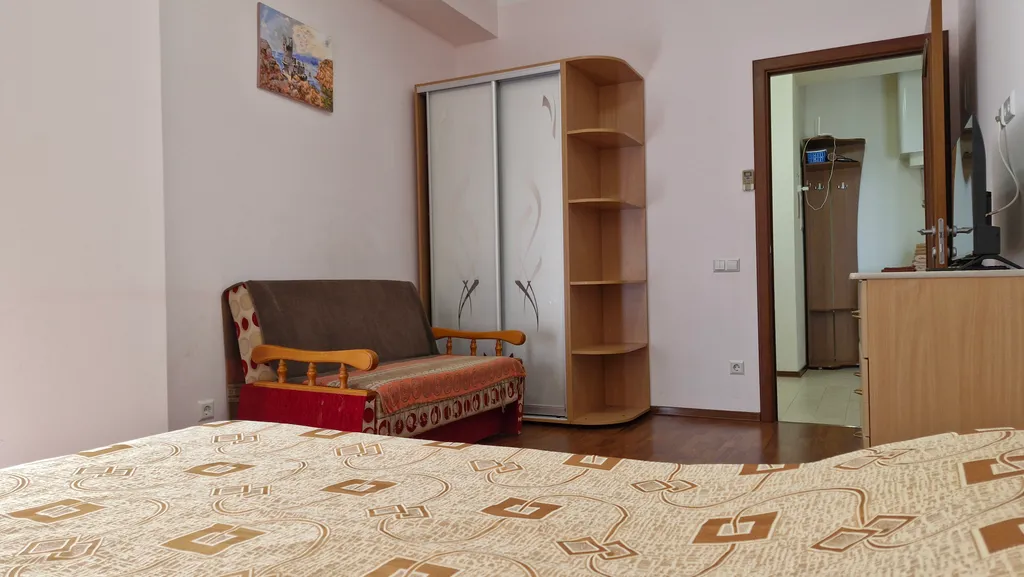 Просторная, видовая 2-комнатная квартира