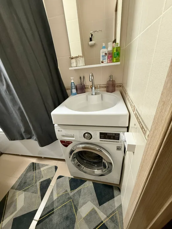 Уютная квартира Академ Риверсайд