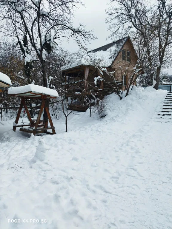 Романтик у реки