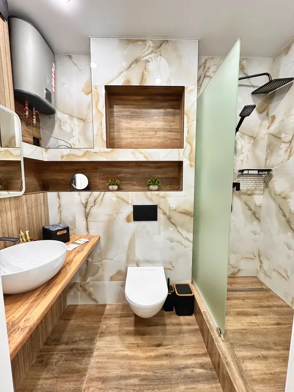 Студия на набережной с видом на Волгу