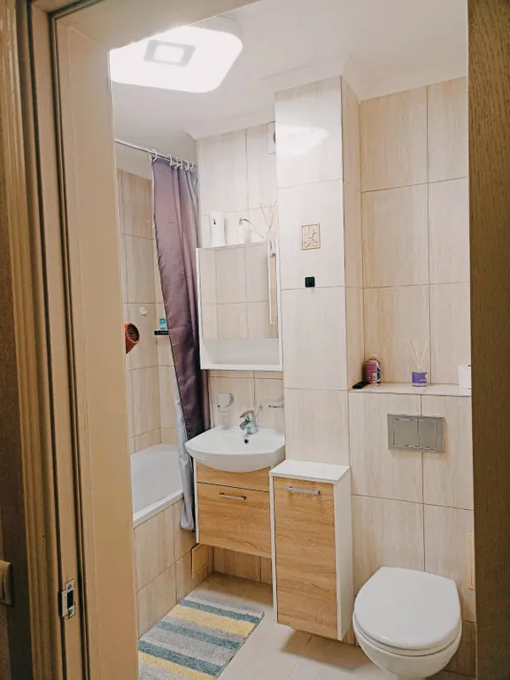 Молодежная, уютная евродвушка,вторая линия от моря.