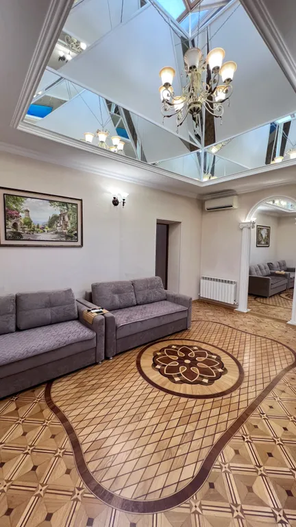 Коттедж Шикарный дом в центре города с баней и бассейном — аренда посуточно в Минеральные Воды