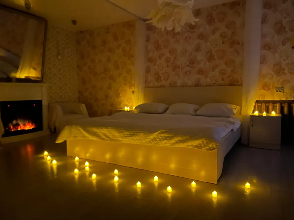 Квартира Люкс с огромной кроватью, джакузи и камином — аренда посуточно в Юрга