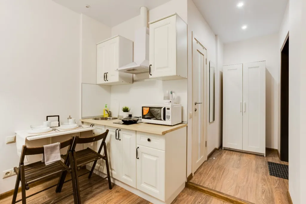 Студия Беж с балконом возле Меги