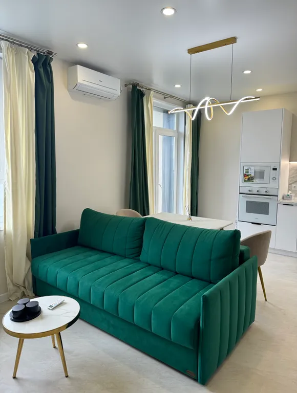 Квартира в самом центре города с дизайнерскими ремонтом — аренда посуточно в Уссурийск