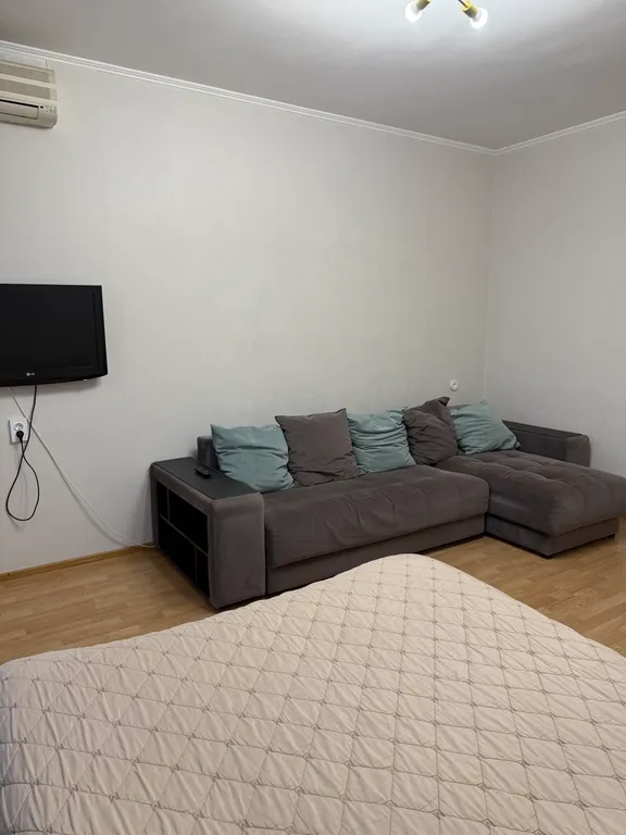 Квартира около Микрохирургии глаза, Института нефти и газа