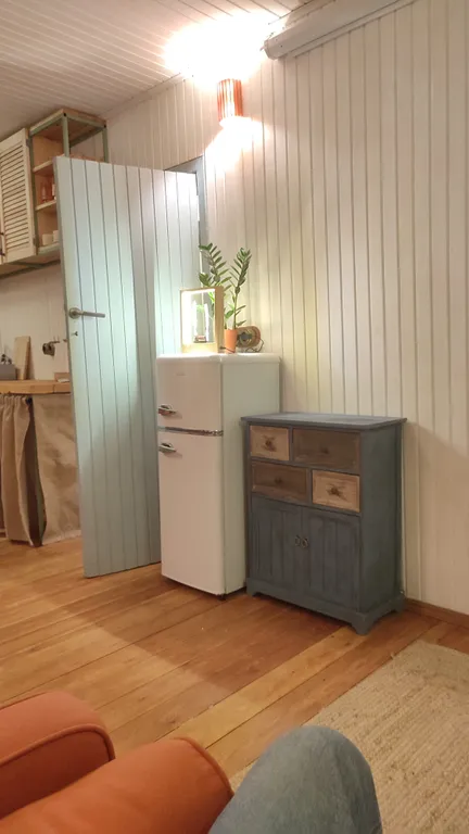 Уютный домик с баней на территории Тихого пруда