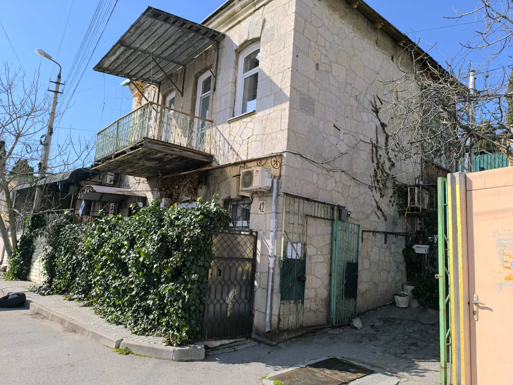 Квартира Квартира Комфортный номер с террасой — Ялта