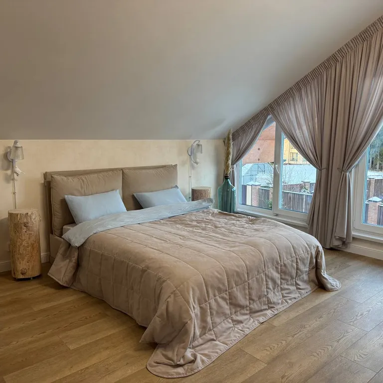 Уютный дизайнерский дом с сауной у самого леса