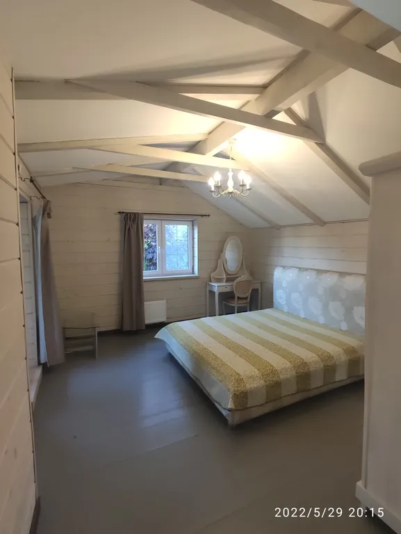 Деревенский дом у моря