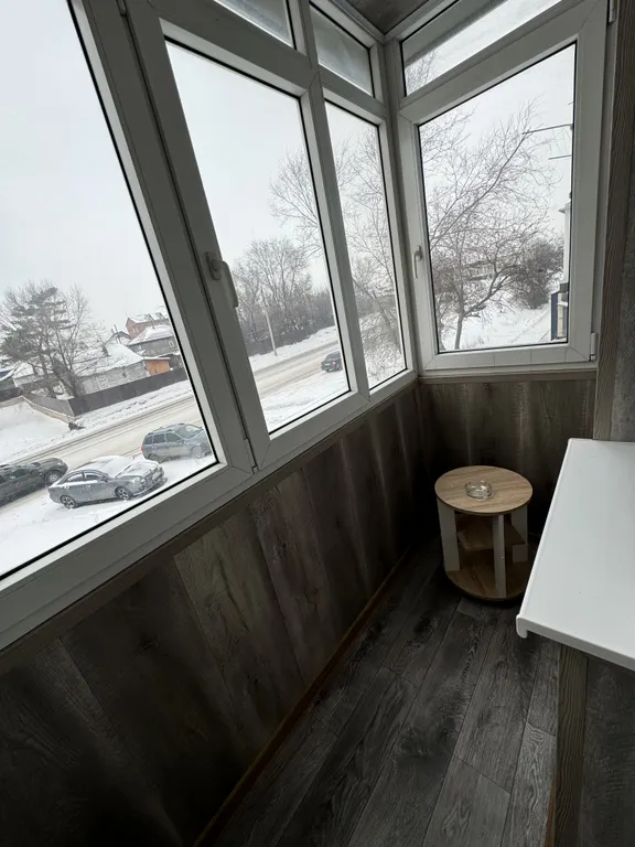 Теплая и чистая двухкомнатная квартира с новым дизайнерским ремонтом