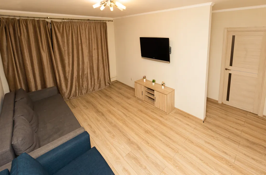 Просторная двухкомнатная квартира с большим балконом