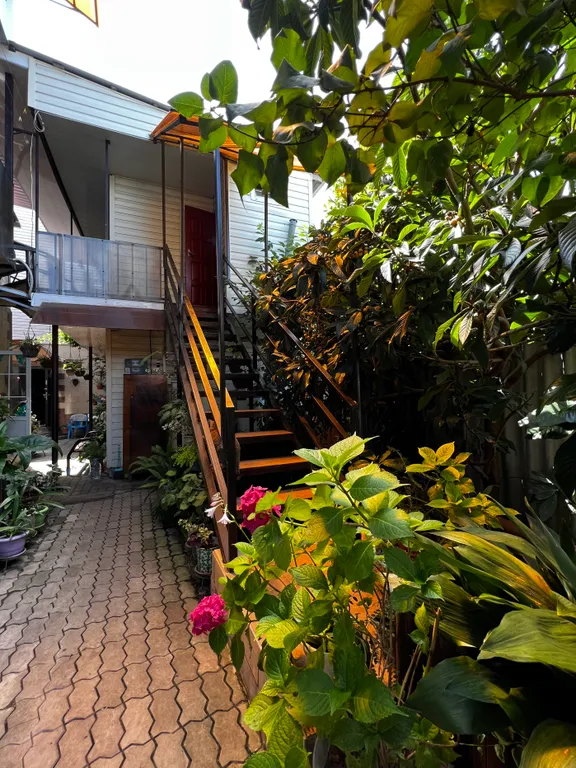 Квартира Квартира Уютный эконом номер на двоих(с общим сан.узлом) недалеко от моря — Адлер