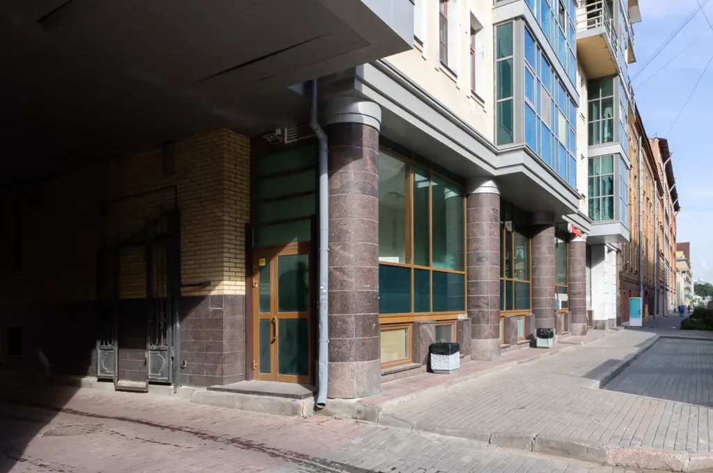 Дизайнерская двухуровневая квартира на Невском