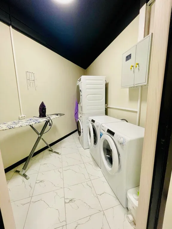 Студия в центре города, рядом с фонтаном